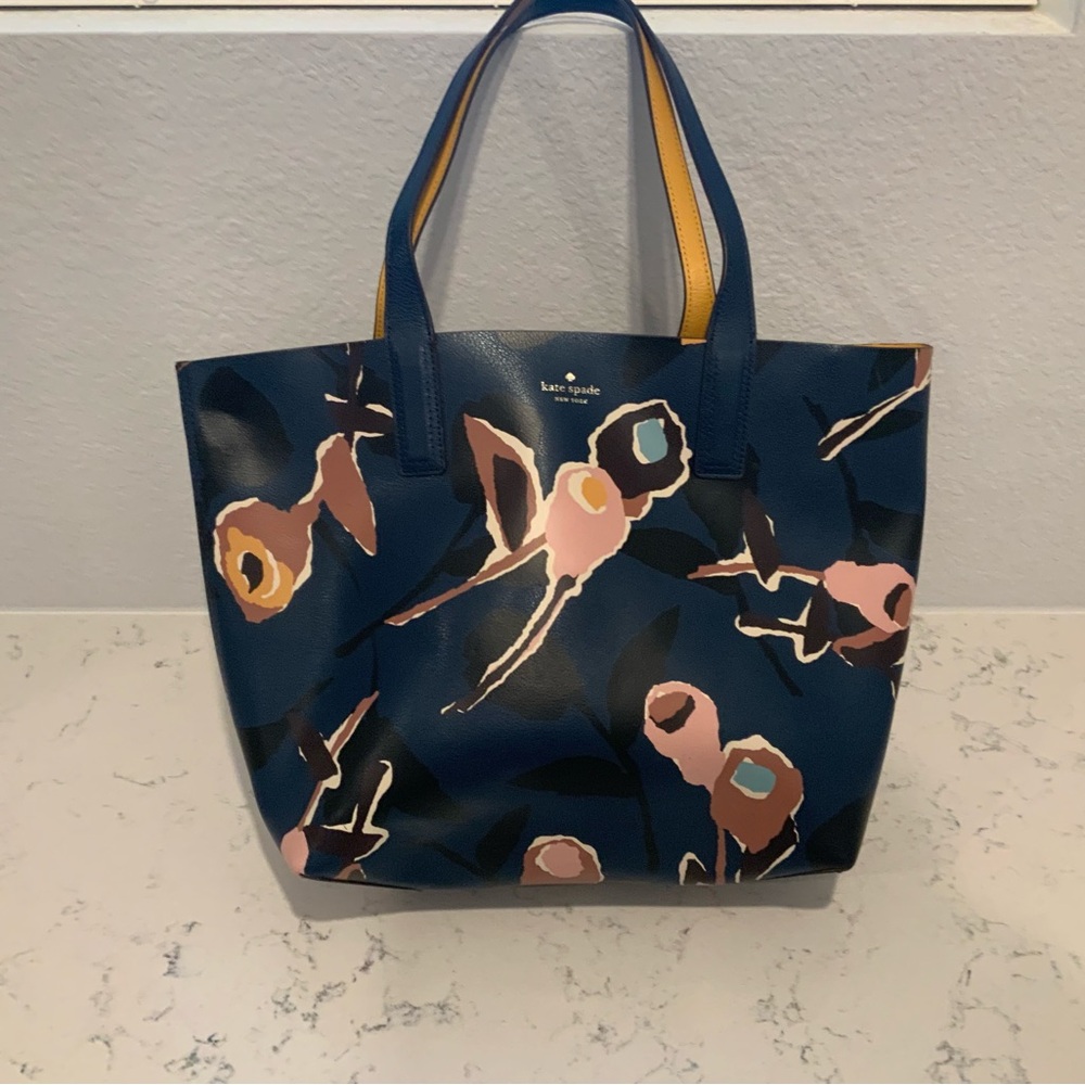 Kate Spade Arch Paper Rose Reversible Leather Tote